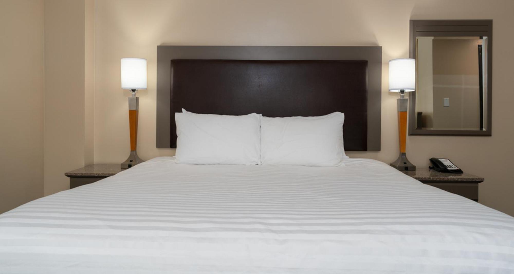 Prestige Oceanview Hotel プリンスルパート エクステリア 写真
