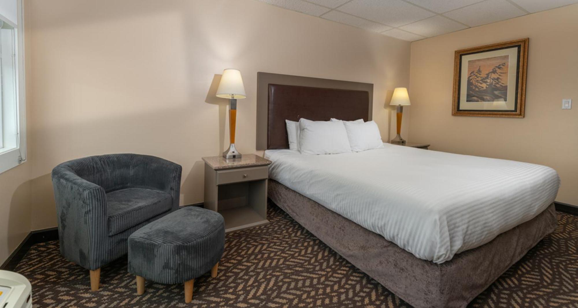 Prestige Oceanview Hotel プリンスルパート エクステリア 写真