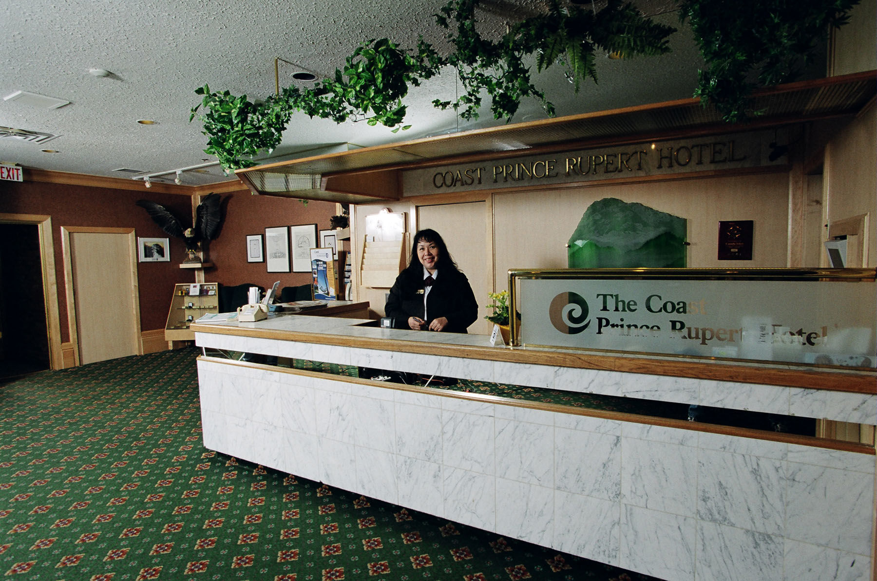 Prestige Oceanview Hotel プリンスルパート エクステリア 写真
